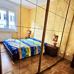 Raffinato Appartamento In Viale